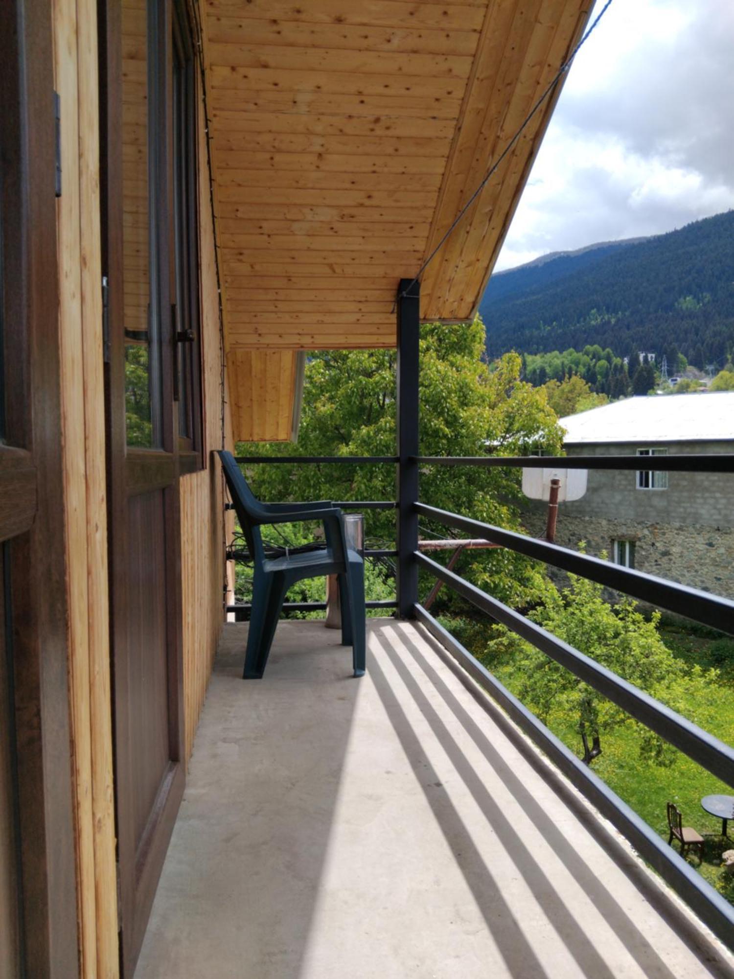 New Seti Guest House Mestia Exteriör bild